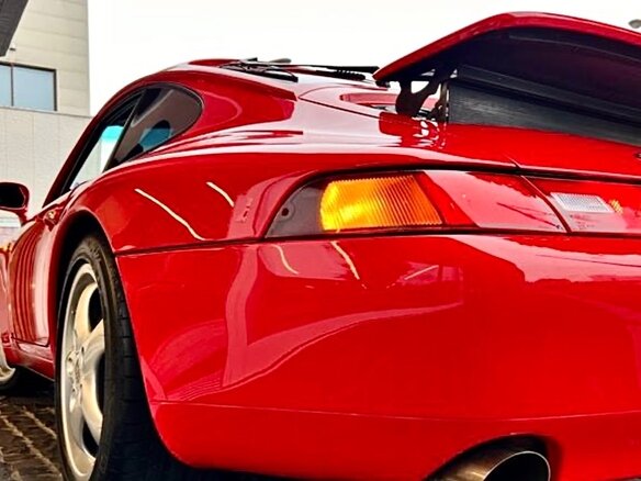 1995 Porsche 911 Carrera IV (993), красный - вид 18