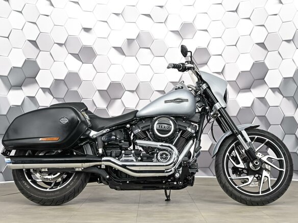 2018 Harley-Davidson Sport Glide, серебристый, 1549000 рублей - вид 2