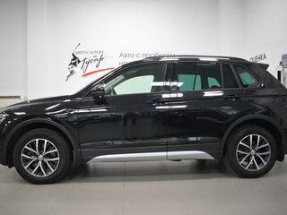 2019 Volkswagen Tiguan II, чёрный, 2499000 рублей, вид 5