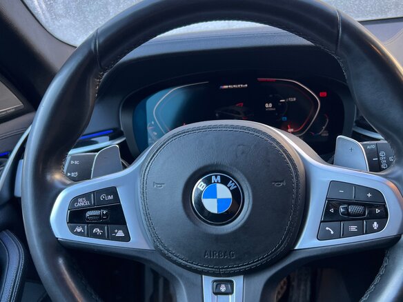 2019 BMW 5 серии M550d xDrive VII (G30/G31/G38), чёрный, 3852876 рублей - вид 17