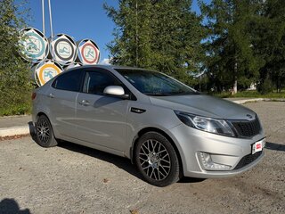 2012 Kia Rio III, серебристый, 950000 рублей, вид 3