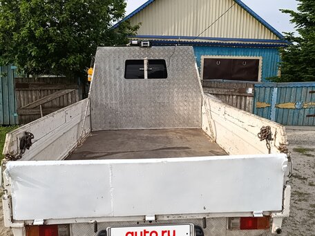 2001 Mazda Bongo, белый, 850000 рублей, вид 5