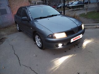 2003 Mitsubishi Carisma I Рестайлинг, серебристый, 260000 рублей, вид 1