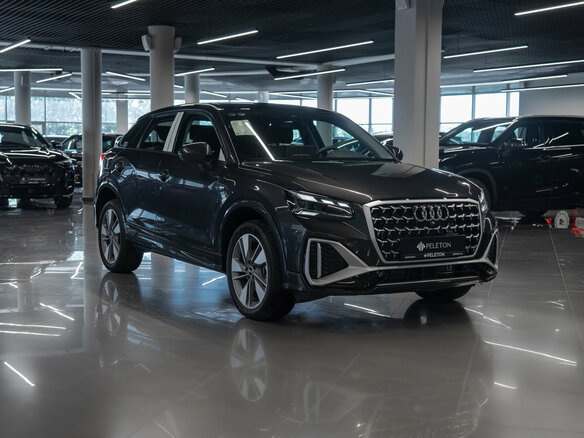 2025 Audi Q2 L 35 TFSI I Рестайлинг, чёрный, 3750000 рублей - вид 1