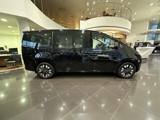 2023 Hyundai Staria I, чёрный, 5784000 рублей, вид 4