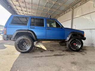 1995 Jeep Cherokee II (XJ), синий, 700000 рублей, вид 3