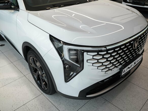 2026 Changan UNI-S I Рестайлинг, белый, 3079900 рублей - вид 8