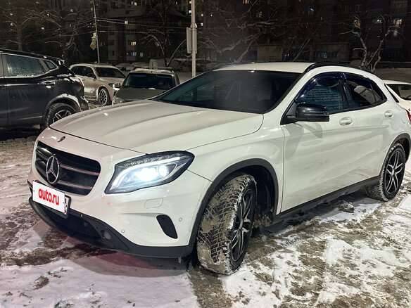 2014 Mercedes-Benz GLA 250 I (X156), белый, 1645000 рублей