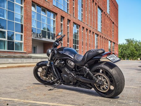 2006 Harley-Davidson V-Rod, чёрный, 1190000 рублей, вид 5