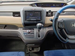 2017 Honda Freed II, голубой, 1500000 рублей, вид 4