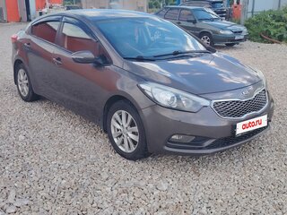 2013 Kia Cerato III, бежевый, 900000 рублей, вид 3