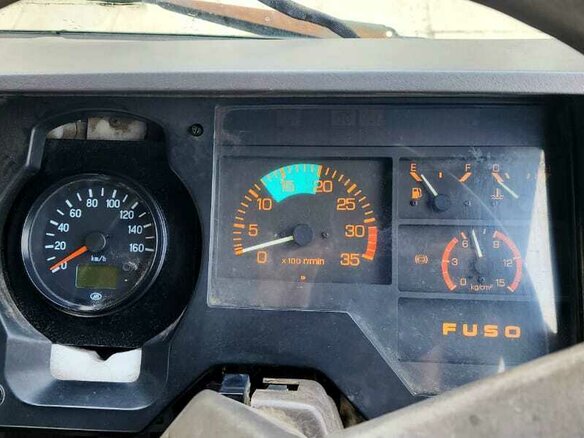 1994 Fuso (Mitsubishi) Fighter, белый, 4800000 рублей - вид 18