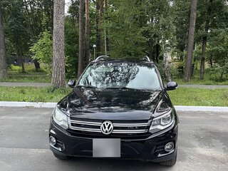 2016 Volkswagen Tiguan I Рестайлинг, чёрный, 1600000 рублей, вид 1