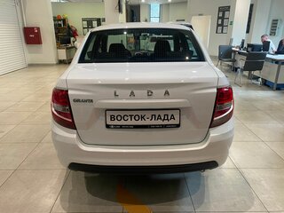 2026 Lada (ВАЗ) Granta I Рестайлинг, белый, 1068000 рублей, вид 5