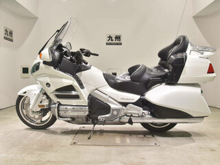 2014 Honda GL 1800 Gold Wing, белый, 1550000 рублей, вид 3