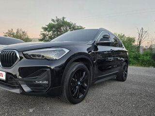 2022 BMW X1 18d xDrive II (F48) Рестайлинг, чёрный, 2390777 рублей, вид 2