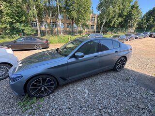 2019 BMW 5 серии 520d VII (G30/G31/G38), серый, 2599999 рублей, вид 5