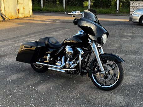 2014 Harley-Davidson Street Glide, чёрный, 1110000 рублей, вид 1