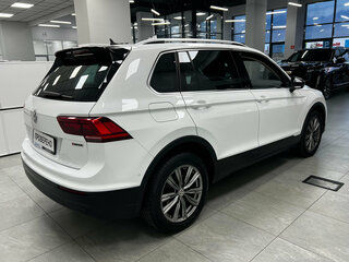 2019 Volkswagen Tiguan II, белый, 2470000 рублей, вид 3
