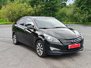 2015 Hyundai Solaris I Рестайлинг, чёрный, 740000 рублей, вид 4