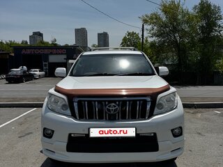 2010 Toyota Land Cruiser Prado 150 Series, белый, 4000000 рублей, вид 2