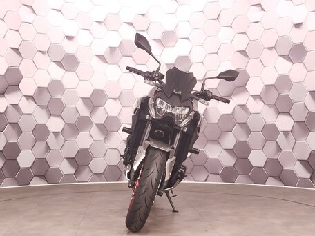 2023 Kawasaki Z 900, серый, 1069000 рублей, вид 5