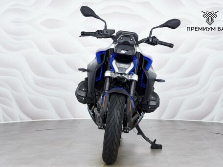 2025 BMW R 1300 R, синий, 2227000 рублей, вид 4