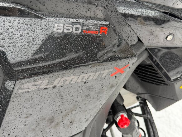 2026 BRP Ski-Doo Summit 850, чёрный, 2590000 рублей - вид 10