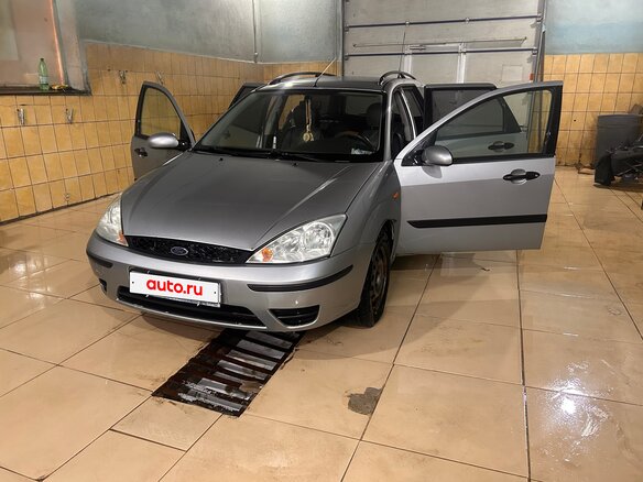 2005 Ford Focus I Рестайлинг, серый, 320000 рублей - вид 2