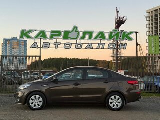 2016 Kia Rio III Рестайлинг, коричневый, 1099000 рублей, вид 4