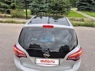 2014 Opel Meriva B Рестайлинг, серебристый, 1100000 рублей, вид 2