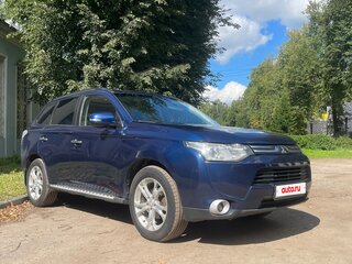 2014 Mitsubishi Outlander III, синий, 1300000 рублей, вид 2