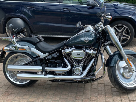 2019 Harley-Davidson Fat Boy, зелёный, 2350000 рублей, вид 1