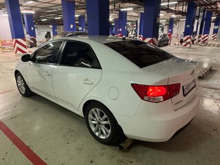 2012 Kia Cerato 6-speed II, белый, 850000 рублей, вид 5