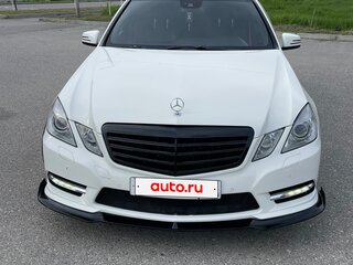 2011 Mercedes-Benz E-Класс 300 IV (W212, S212, C207), белый, 1820000 рублей, вид 3