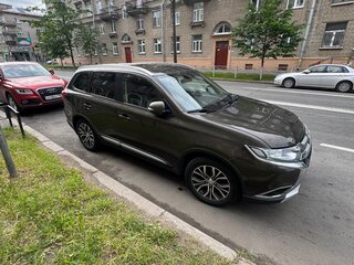 2016 Mitsubishi Outlander III Рестайлинг 2, коричневый, 1470000 рублей, вид 3
