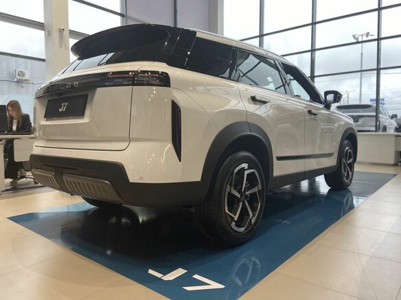 2026 Jaecoo J7 I Рестайлинг, белый, 3409000 рублей - вид 6