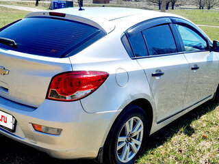 2012 Chevrolet Cruze I, серебристый, 670000 рублей, вид 4
