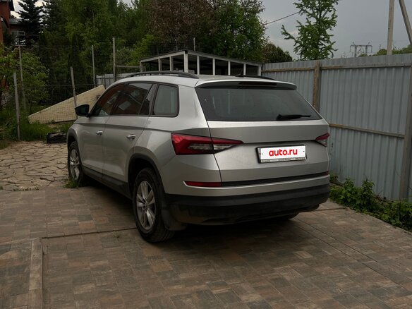 2020 Skoda Kodiaq I, серый, 2225000 рублей - вид 2