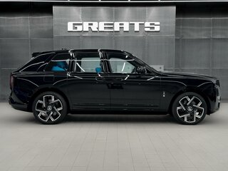 2026 Rolls-Royce Cullinan Black Badge I Рестайлинг (Series II), чёрный, 69000000 рублей, вид 4