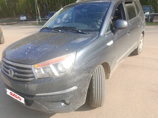 2013 SsangYong Stavic, серый, 950000 рублей, вид 4