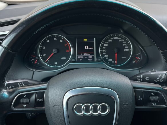 2011 Audi Q5 I (8R), белый, 1380000 рублей - вид 5
