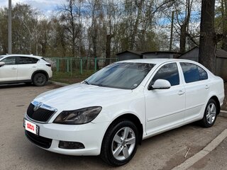 2012 Skoda Octavia II (A5) Рестайлинг, белый, 805000 рублей, вид 1