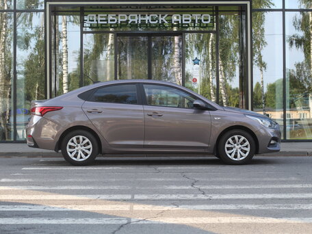 2019 Hyundai Solaris II, коричневый, 1450000 рублей, вид 4