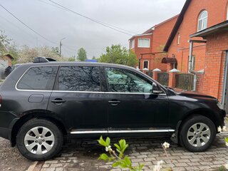 2007 Volkswagen Touareg I Рестайлинг, чёрный, 690000 рублей, вид 4