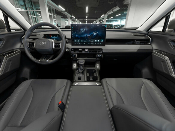 2026 Toyota RAV4 VI (XA60), белый - вид 7