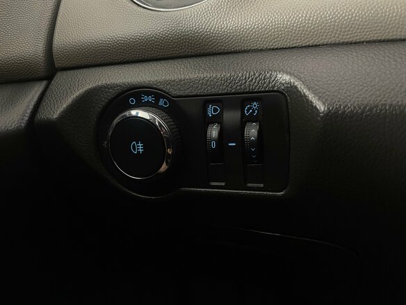 2014 Chevrolet Cruze I Рестайлинг, серебристый - вид 14