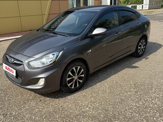 2014 Hyundai Solaris I, серый, 900000 рублей, вид 1