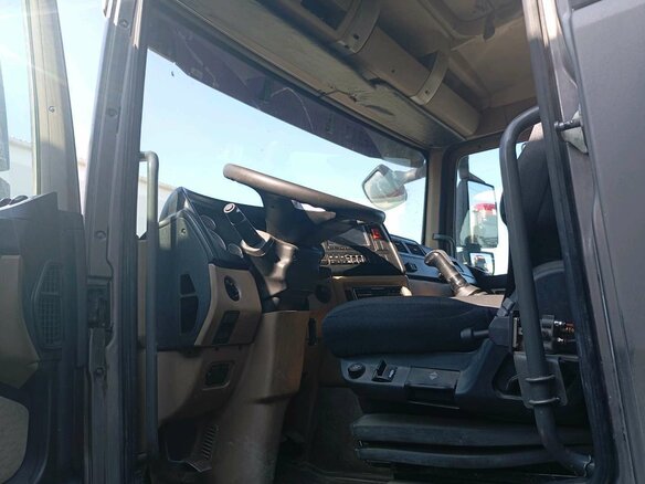 2022 Sinotruk Howo ZZ3257, серый, 4499000 рублей - вид 8