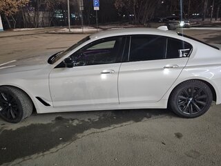 2017 BMW 5 серии 520d VII (G30/G31/G38), белый, 3100000 рублей, вид 4